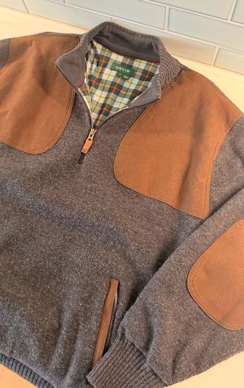 Orvis Wool Half Zip Sweater Size L Gray with Suede like Trim